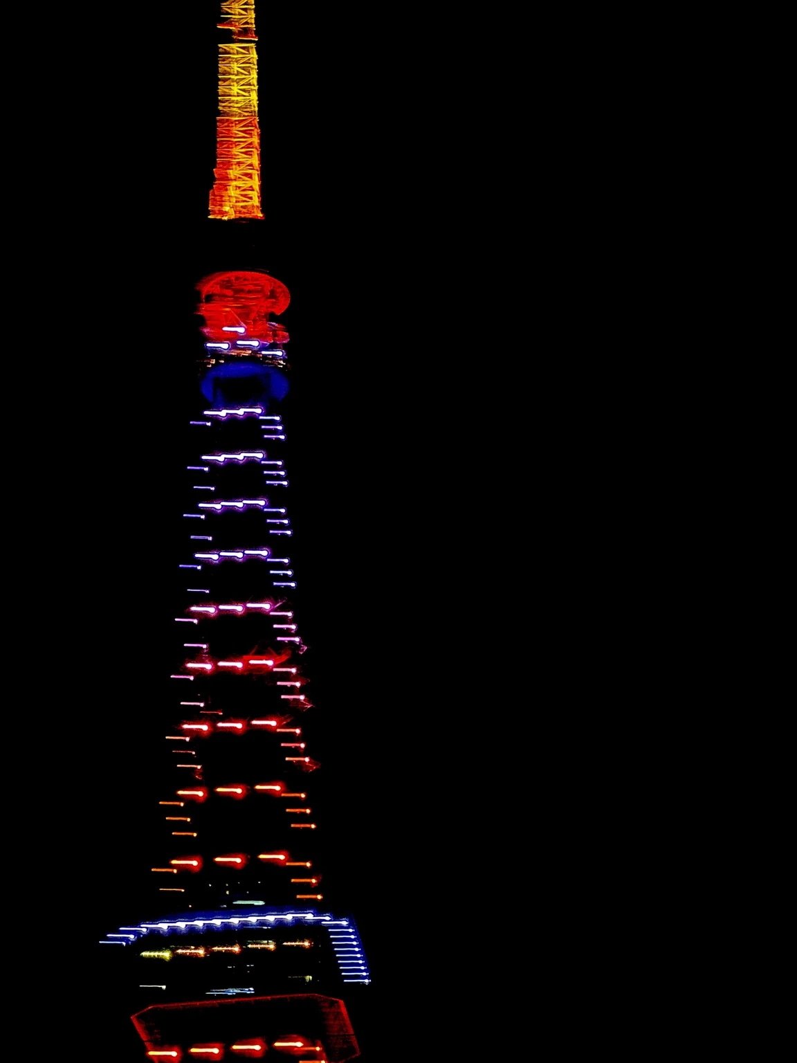 Traces of Light: Tokyo Tower, photograph 11