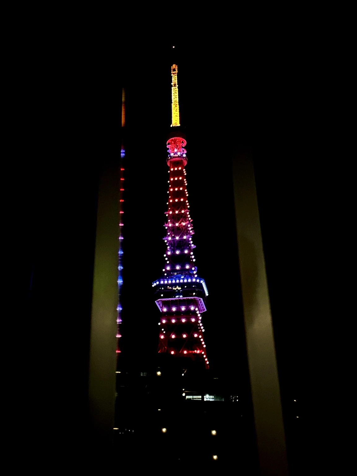 Traces of Light: Tokyo Tower, photograph 12