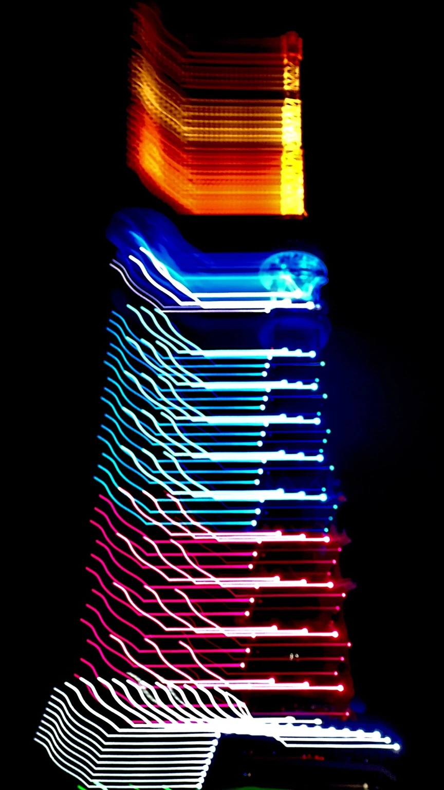 Traces of Light: Tokyo Tower, photograph 17
